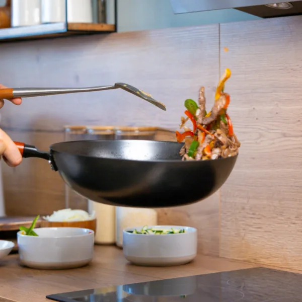 Oniri gietijzeren wokpan 32 cm voor inductie