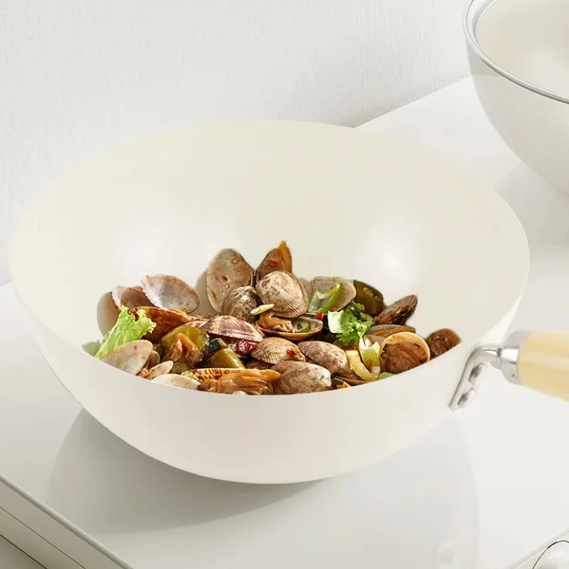 Keramische wokpan