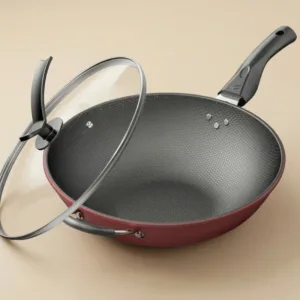 Grote wokpan met deksel