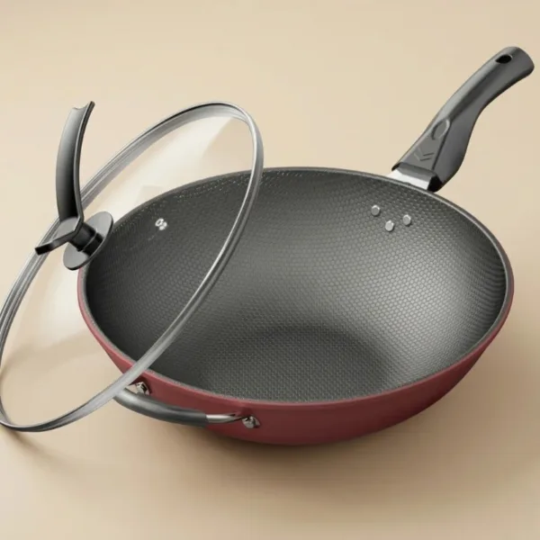 Grote wokpan met deksel