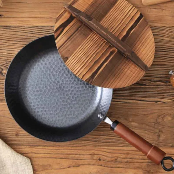 Pekaji koolstofstalen wokpan 28-30 cm voor inductie